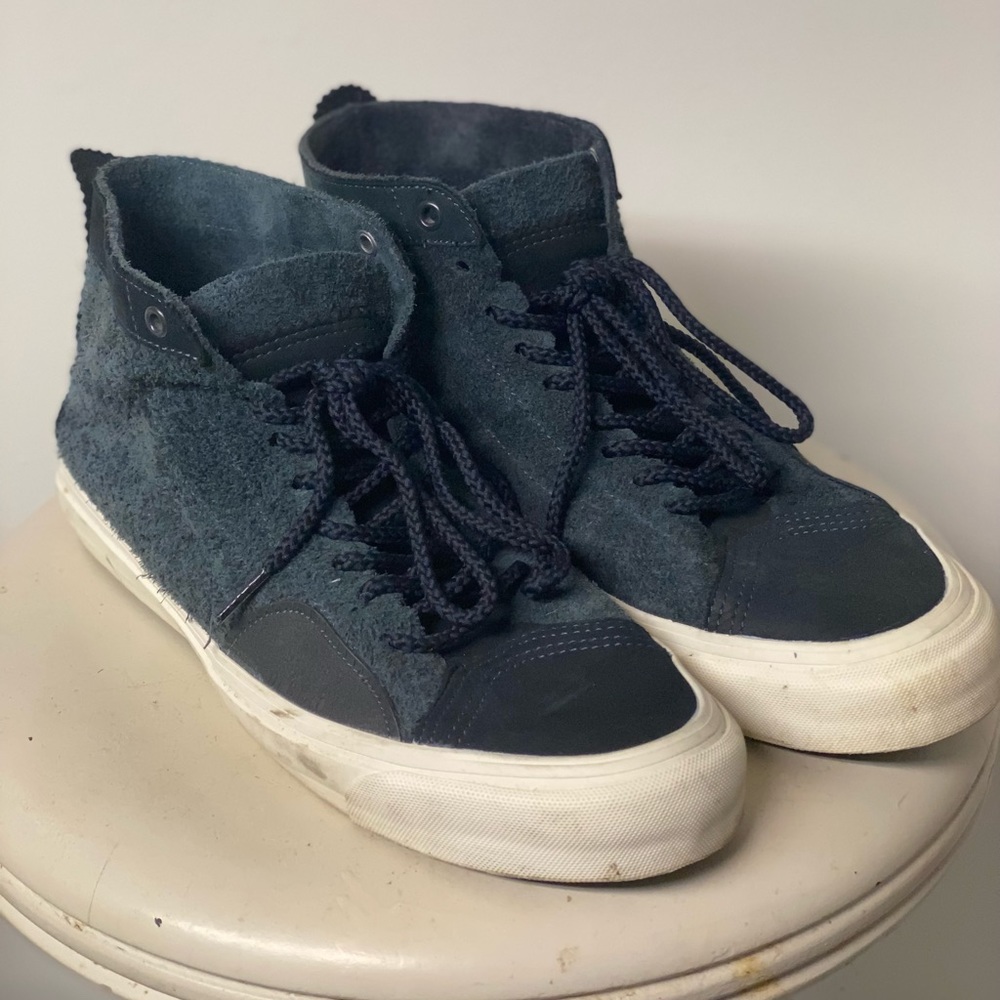 Rare Men’s Vans x Haya Takashi Sk8 Hi Destroy in Shaggy Blue Suede 11.5